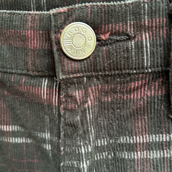 Urban Outfitters DBG denim corduroy pants, dark plaid  Inseam 28”. - Picture 3 of 4